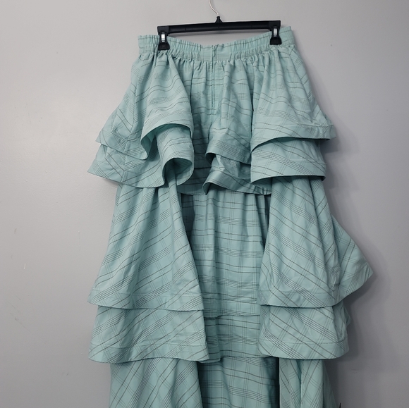 BuruTeagan Tiered Ruffle Textured Stripe Full Length A-Line Pocketed Coordinatin - Picture 6 of 12